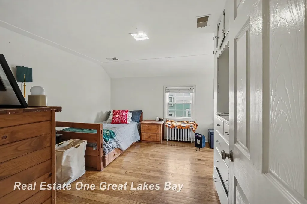 1510 Helen Street Bay City City MI 48708