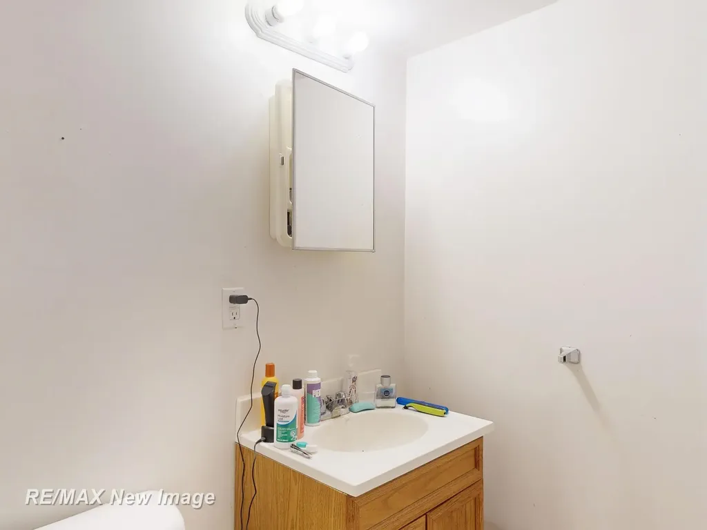 5019 Glenfield Drive Saginaw Charter Township MI 48638