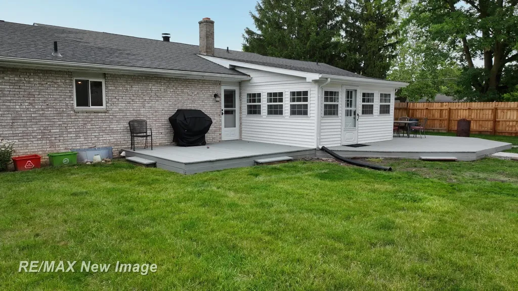 5019 Glenfield Drive Saginaw Charter Township MI 48638