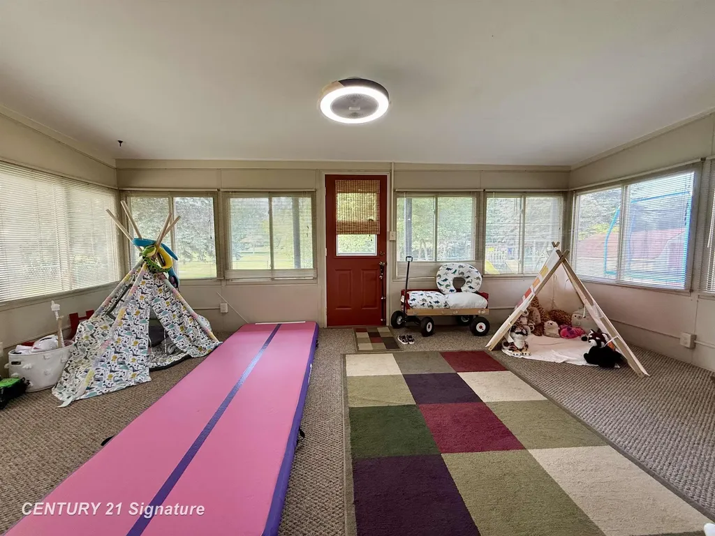 2363 Hetzner Drive Saginaw Charter Township MI 48603