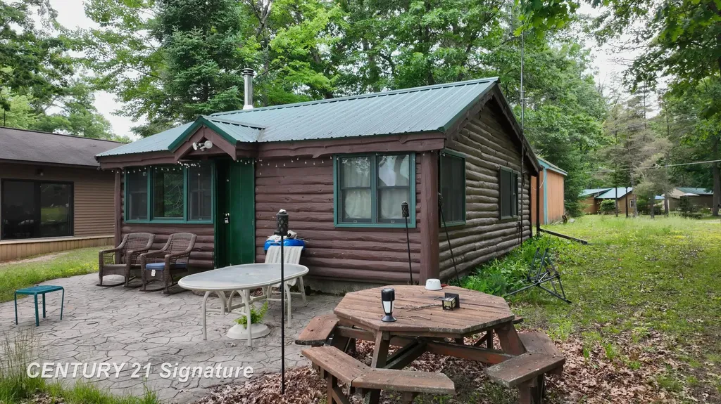 751 E Long Lake Drive Frost Township MI 48625