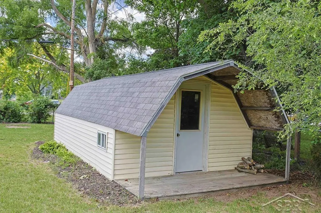 4811 Edgewood Court Grant Township MI 48617