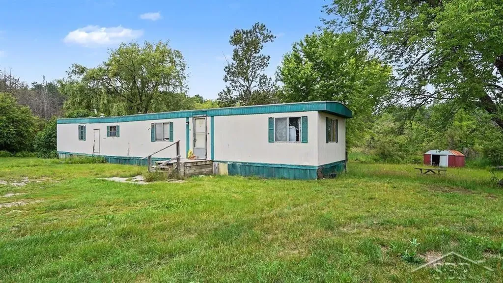 75 E Stockwell Road Hayes Township MI 48624