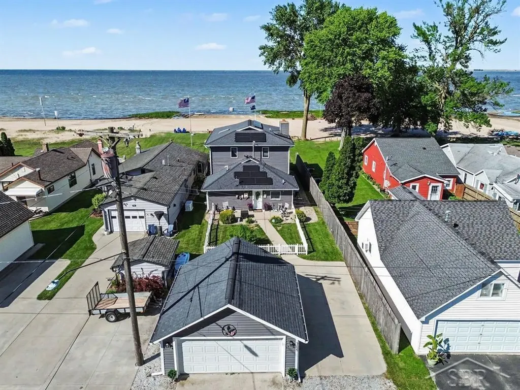 705 Bay Road Bangor Charter Township MI 48706