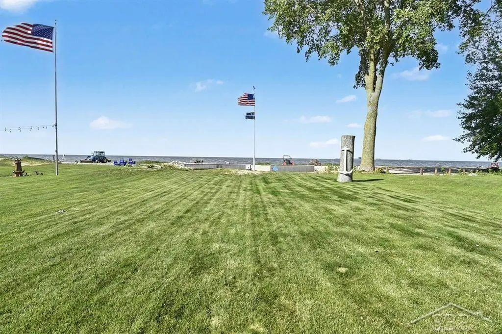 705 Bay Road Bangor Charter Township MI 48706