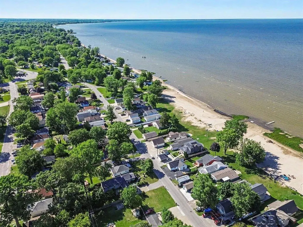 705 Bay Road Bangor Charter Township MI 48706