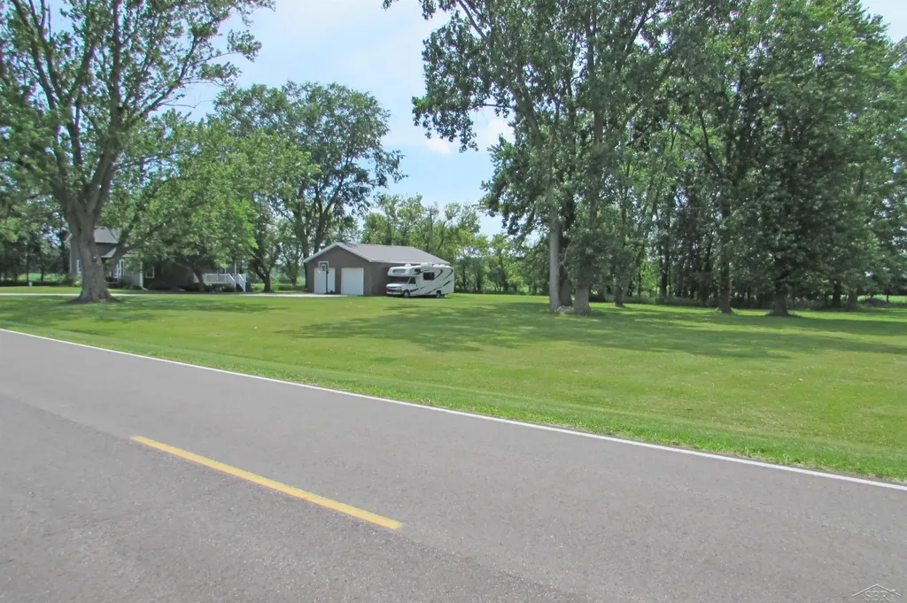 834 S Dietz Road White Oak Township MI 48892