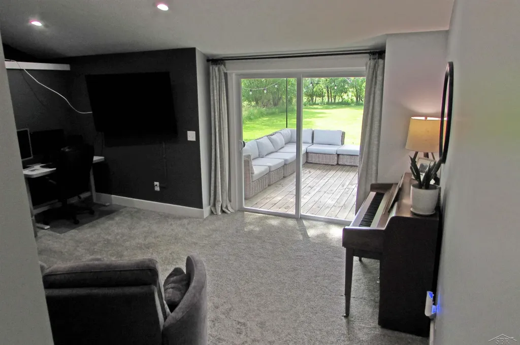 834 S Dietz Road White Oak Township MI 48892