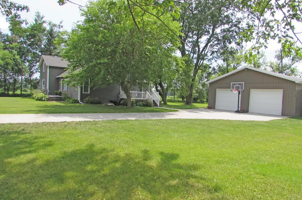 834 S Dietz Road White Oak Township MI 48892