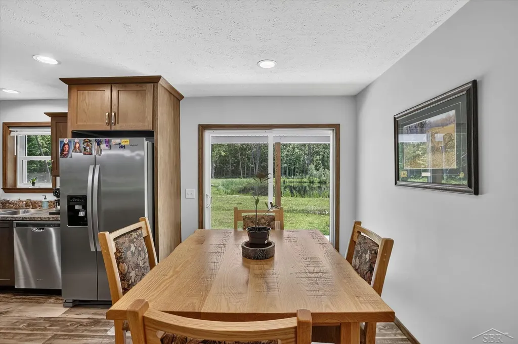 5590 N Jefferson Road Mills Township MI 48642