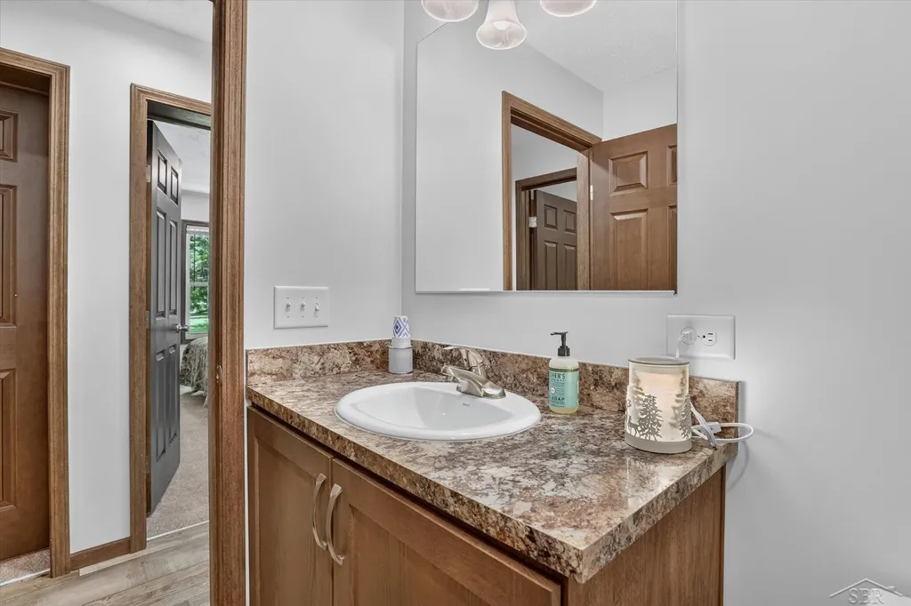 5590 N Jefferson Road Mills Township MI 48642