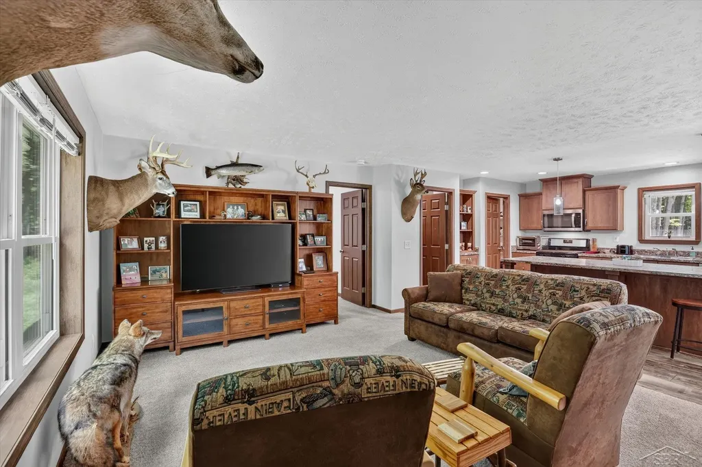 5590 N Jefferson Road Mills Township MI 48642