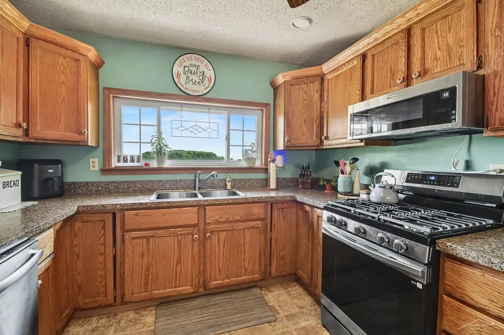 2577 N Brennan Road Richland Township MI 48626