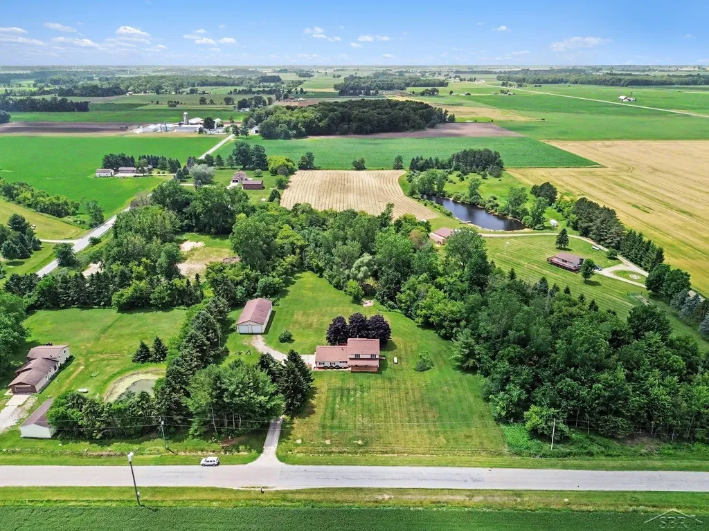 2577 N Brennan Road Richland Township MI 48626