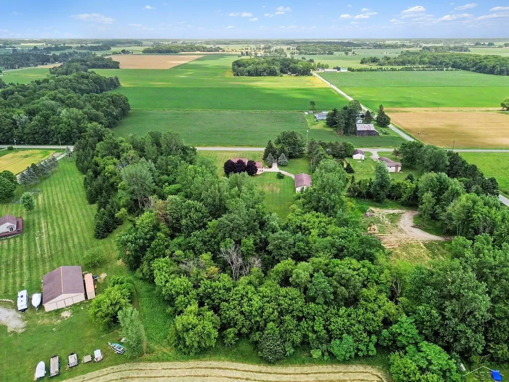 2577 N Brennan Road Richland Township MI 48626