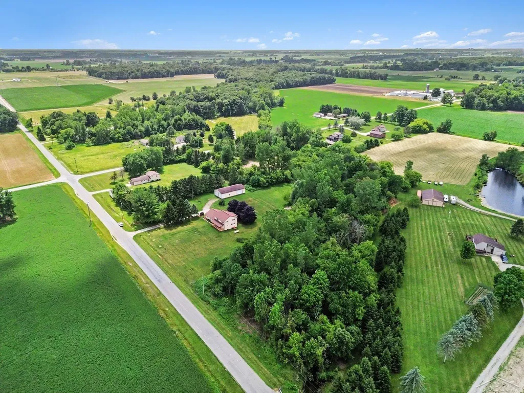 2577 N Brennan Road Richland Township MI 48626