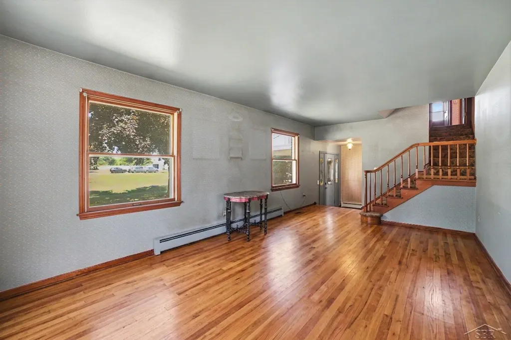 1870 W Packard Drive Saginaw Charter Township MI 48638