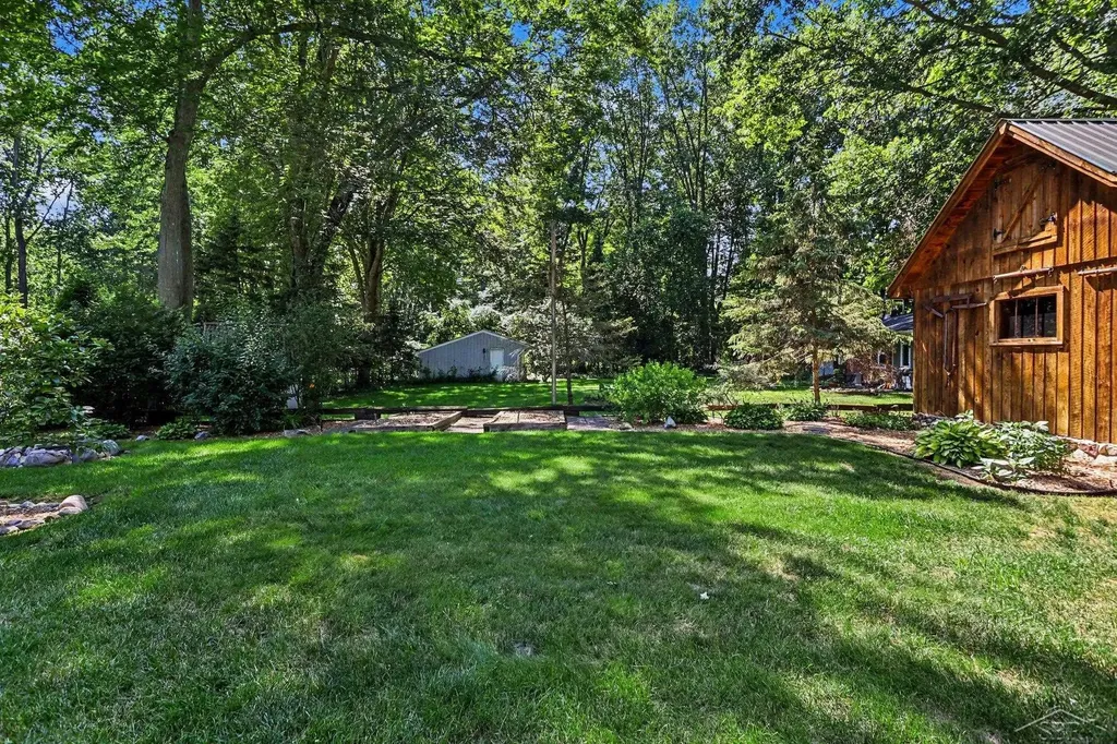 2530 Sierra Drive James Township MI 48609