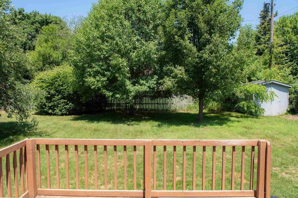 1915 Ivy Lane Midland City MI 48642