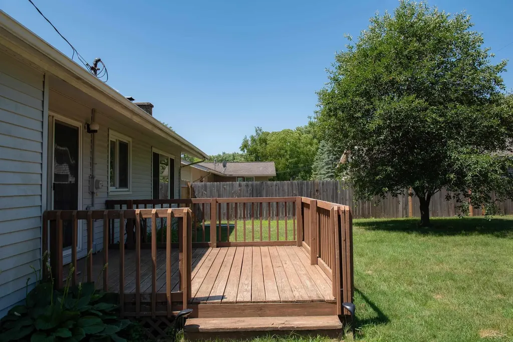 1915 Ivy Lane Midland City MI 48642