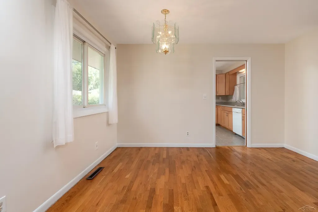 1915 Ivy Lane Midland City MI 48642