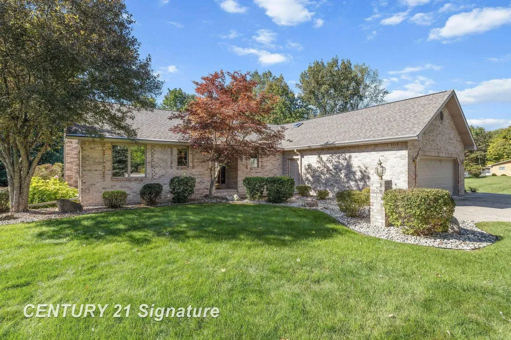 3137 Midland Road Saginaw Charter Township MI 48603