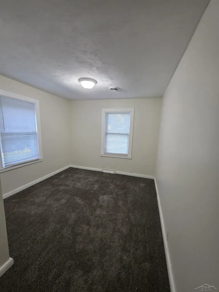 1417 Pius Street Saginaw Charter Township MI 48638