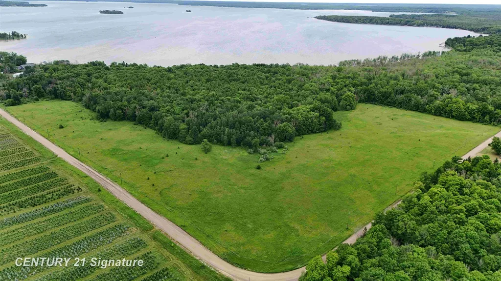 V/l County Road 477 Road Lakefield Township MI 49853