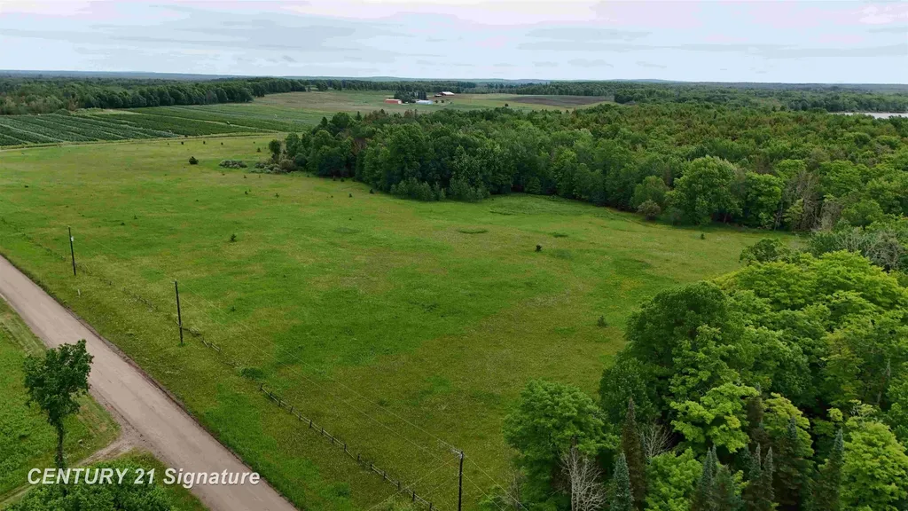 V/l County Road 477 Road Lakefield Township MI 49853