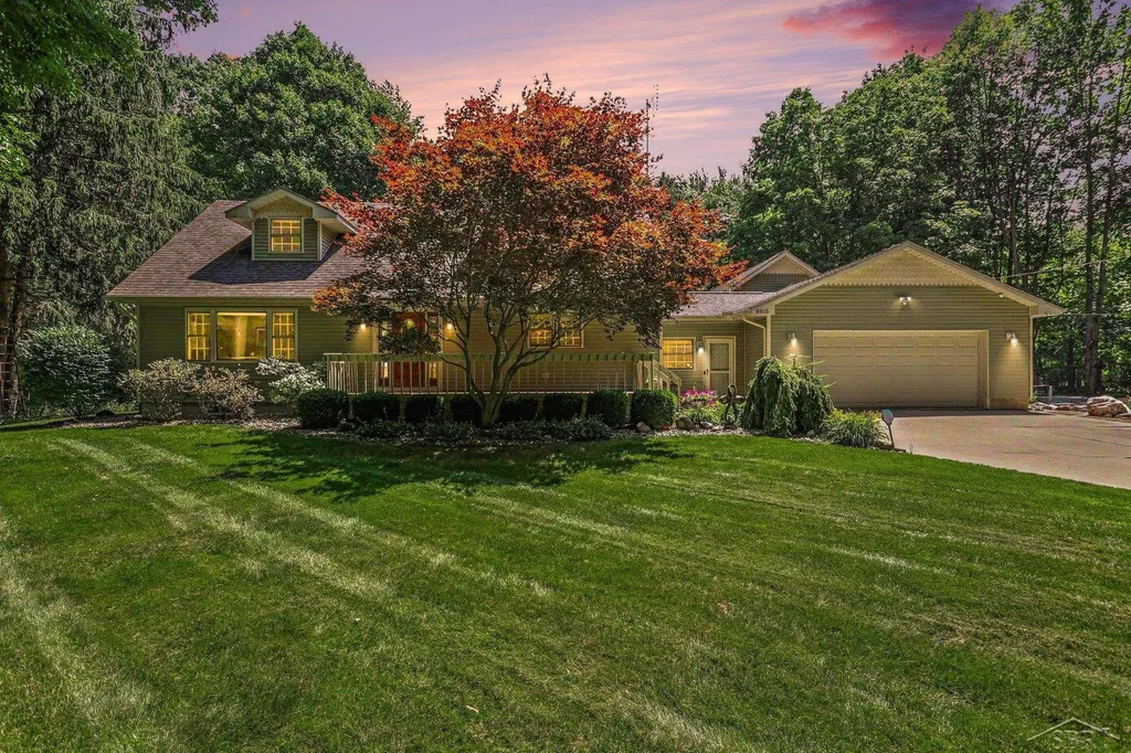 8815 S Beyer Road Birch Run Township MI 48415