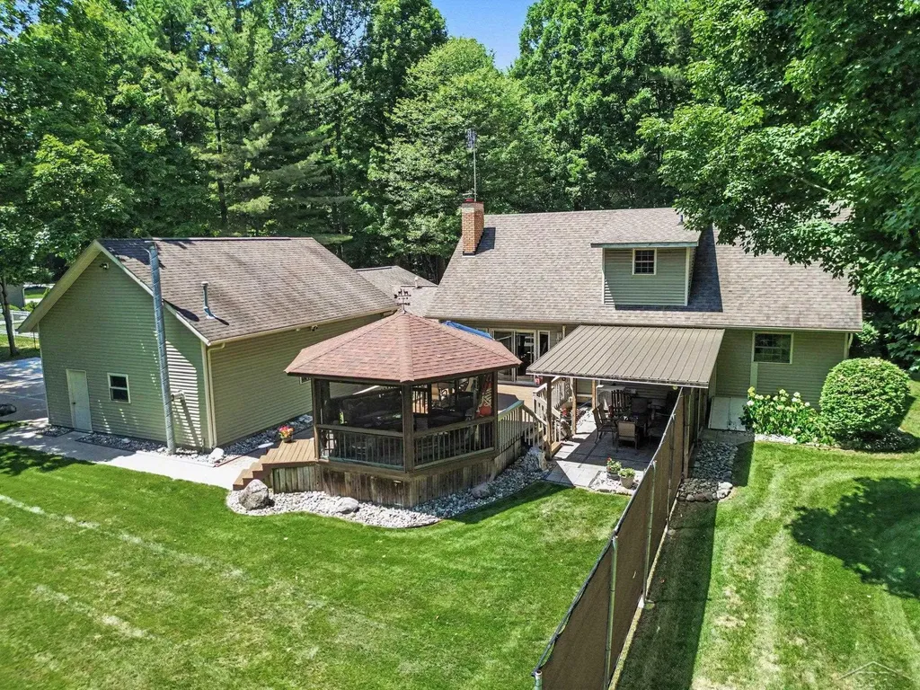 8815 S Beyer Road Birch Run Township MI 48415