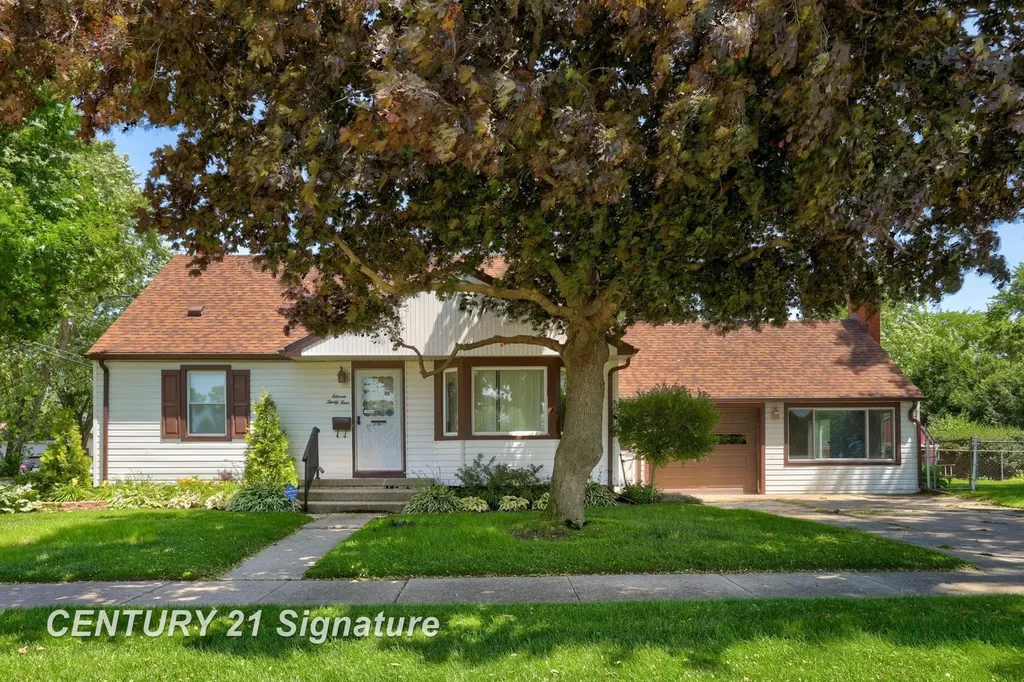 1134 Sutton Street Saginaw City MI 48602