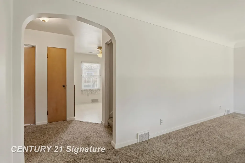 1134 Sutton Street Saginaw City MI 48602