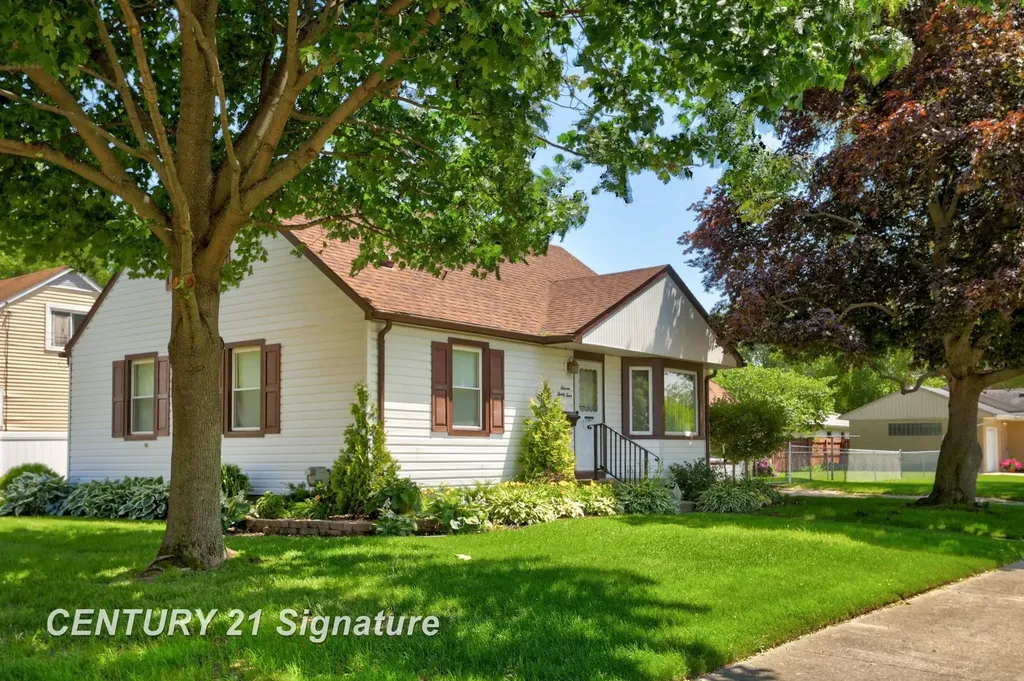 1134 Sutton Street Saginaw City MI 48602