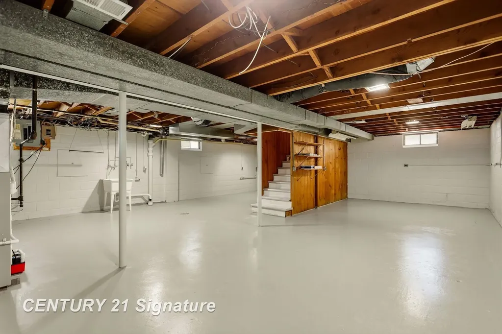 1134 Sutton Street Saginaw City MI 48602