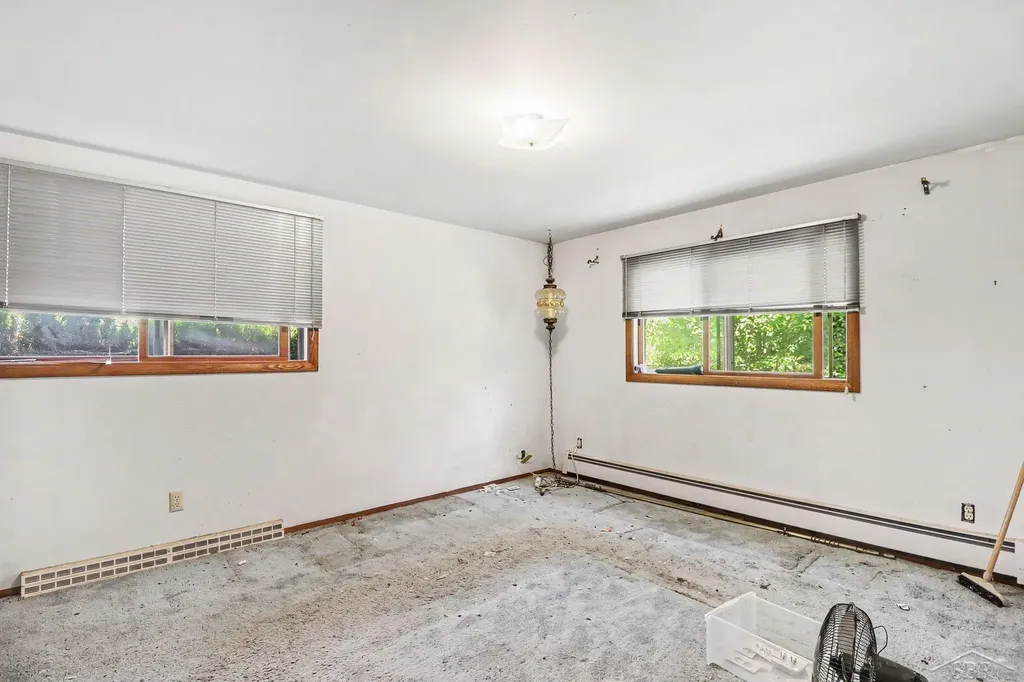 8186 Edward Road Unknown City MI 48435