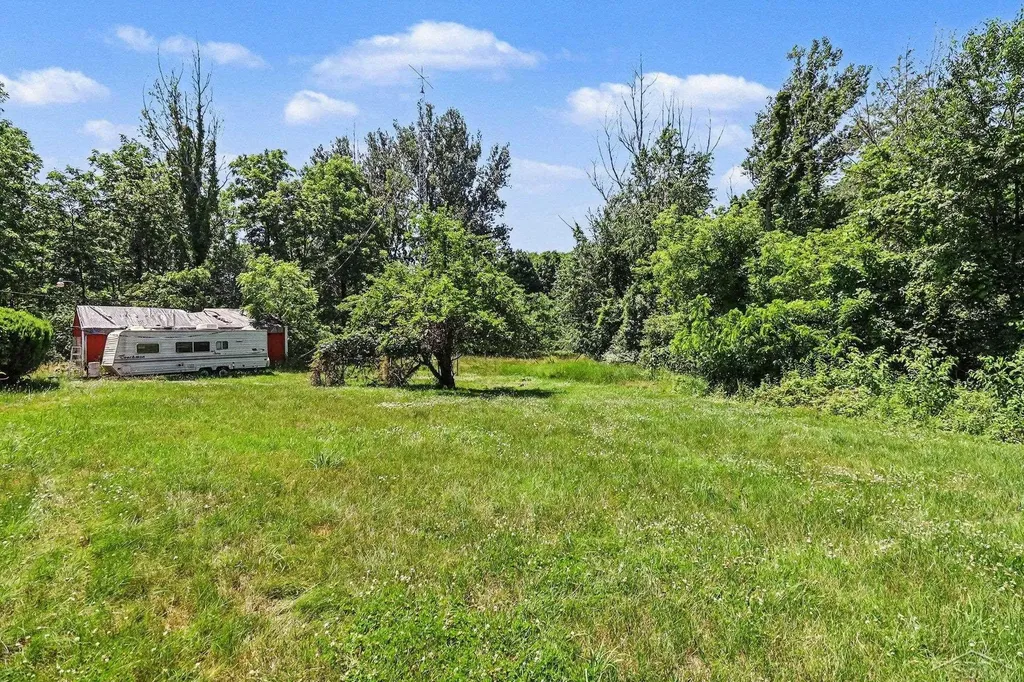 8186 Edward Road Unknown City MI 48435
