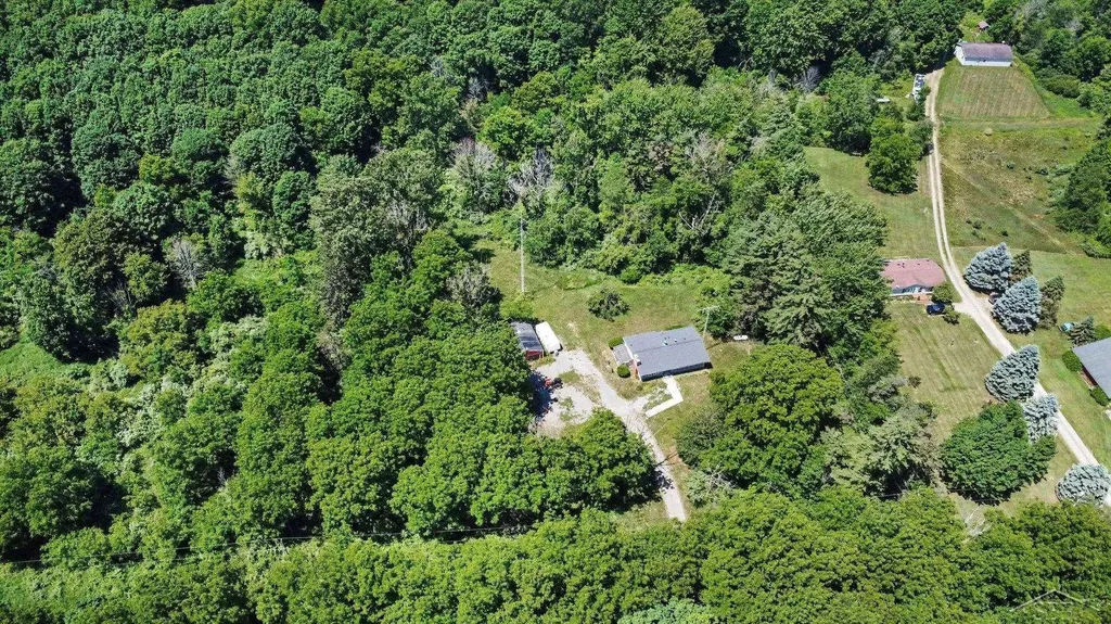 8186 Edward Road Unknown City MI 48435