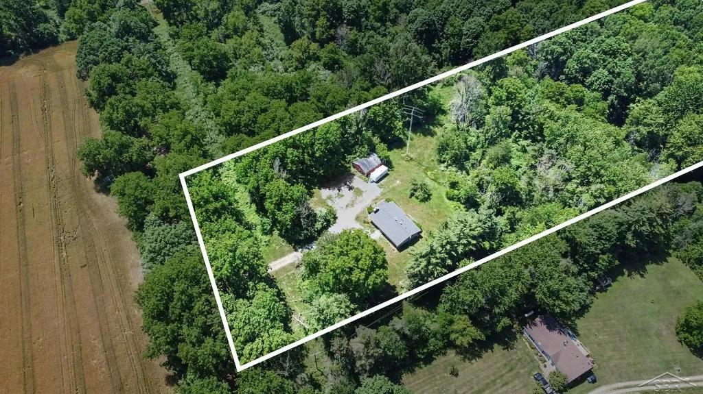 8186 Edward Road Unknown City MI 48435