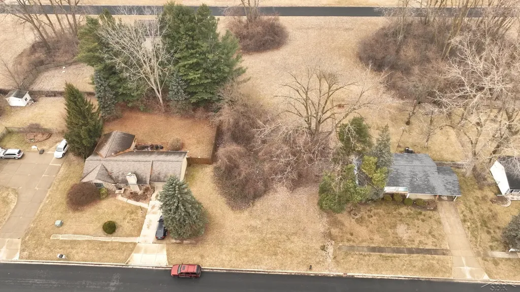 3303 Sun Valley Drive Bridgeport Charter Township MI 48601