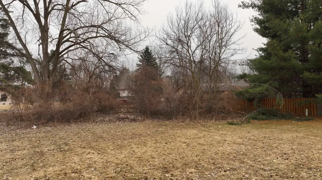 3303 Sun Valley Drive Bridgeport Charter Township MI 48601