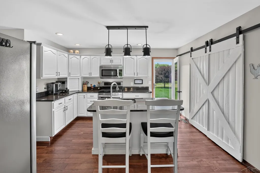 10713 N Gleaner Road Tittabawassee Township MI 48623