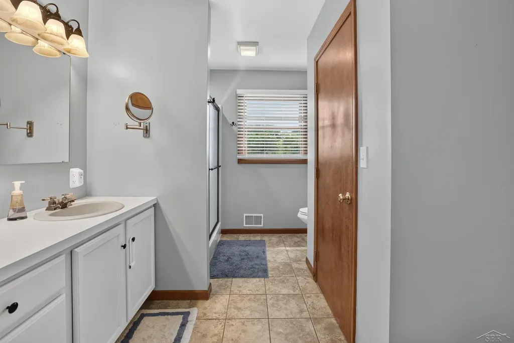 10713 N Gleaner Road Tittabawassee Township MI 48623