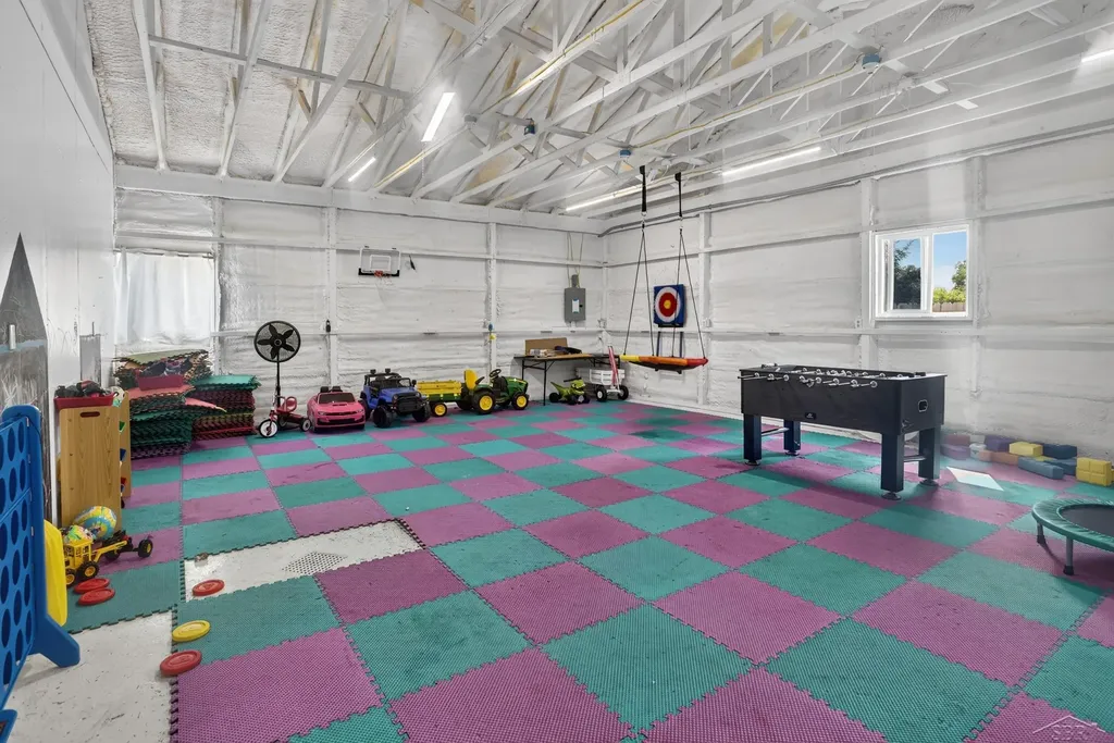 10713 N Gleaner Road Tittabawassee Township MI 48623