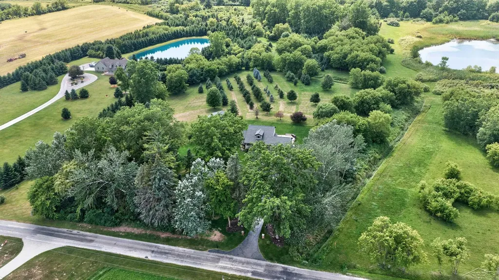 10713 N Gleaner Road Tittabawassee Township MI 48623