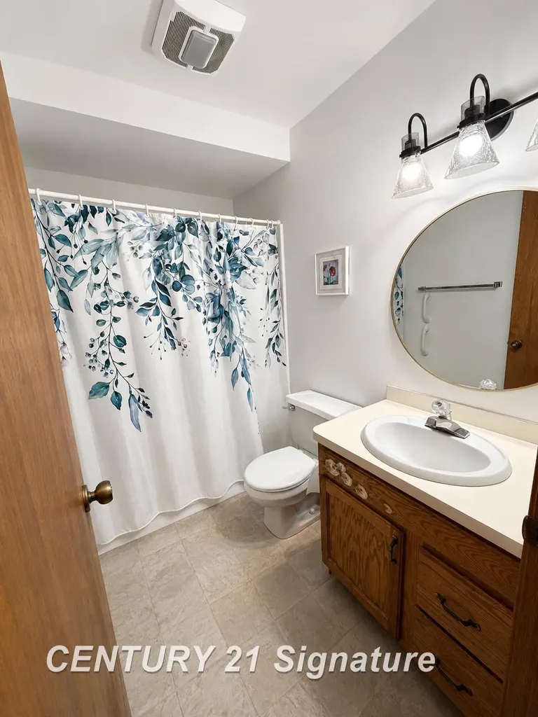 1521 Pheasant Ridge Drive Midland City MI 48640