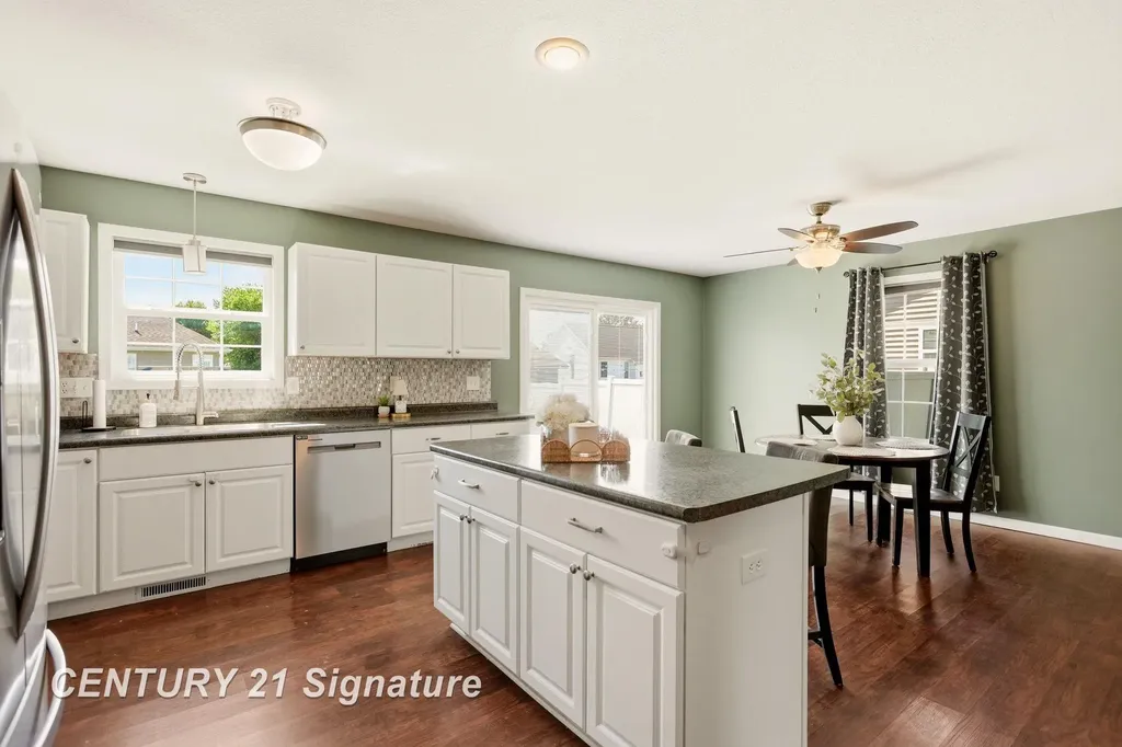 8433 Waxwing Drive Tittabawassee Township MI 48623