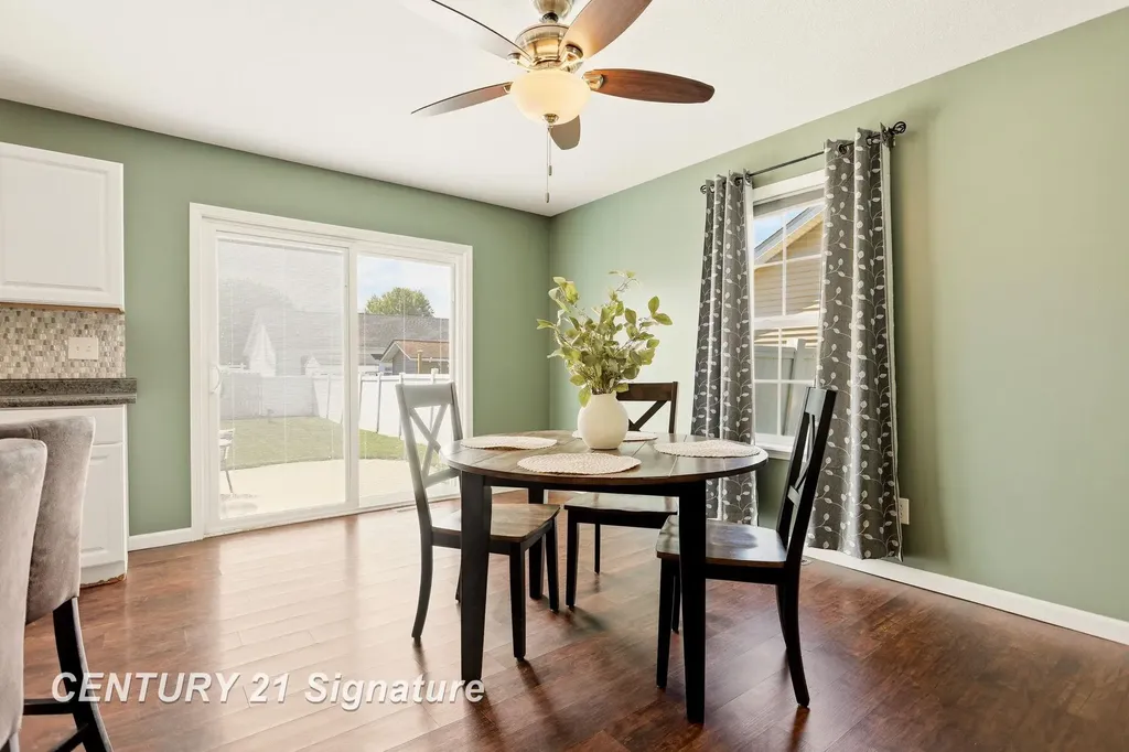 8433 Waxwing Drive Tittabawassee Township MI 48623