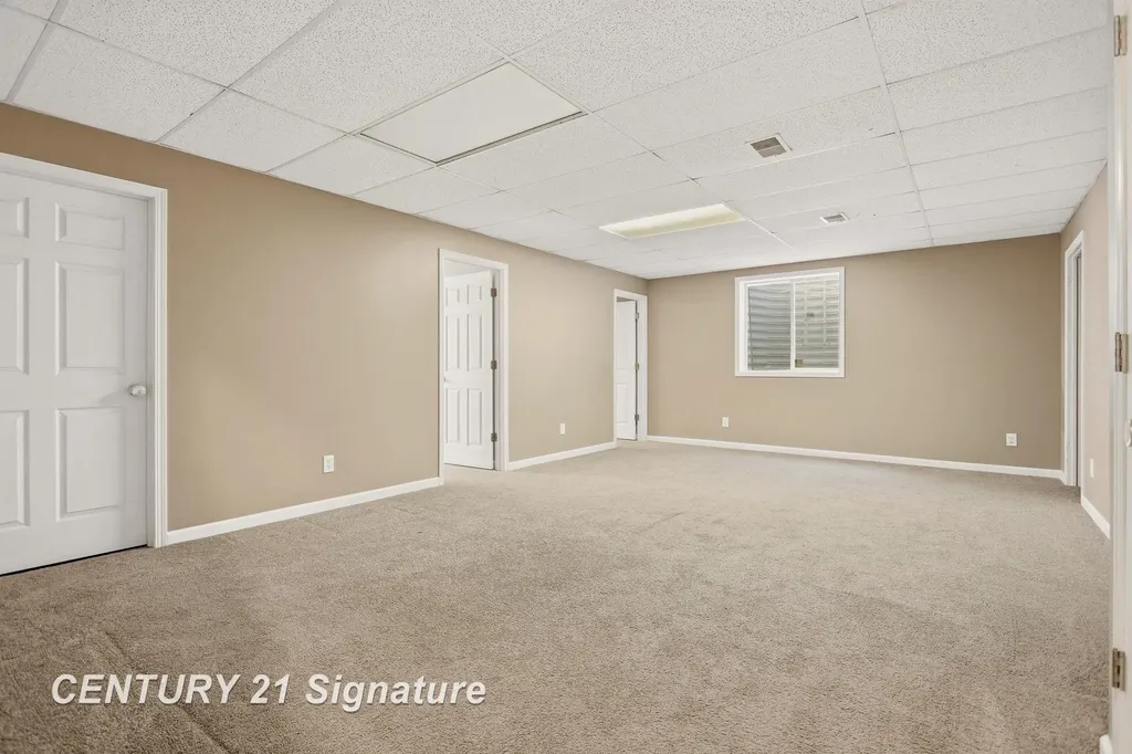 8433 Waxwing Drive Tittabawassee Township MI 48623