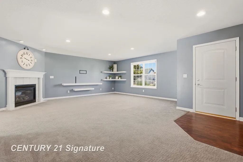 8433 Waxwing Drive Tittabawassee Township MI 48623